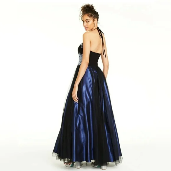 Blondie Nites Juniors' Beaded Appliqud Halter Gown MSRP $239 Size 1